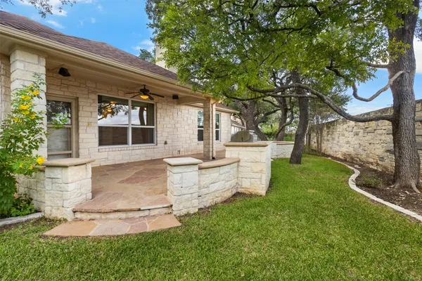 Property Slideshow image 2 of 40 | 806 boquilla trl, Georgetown, TX, 78633