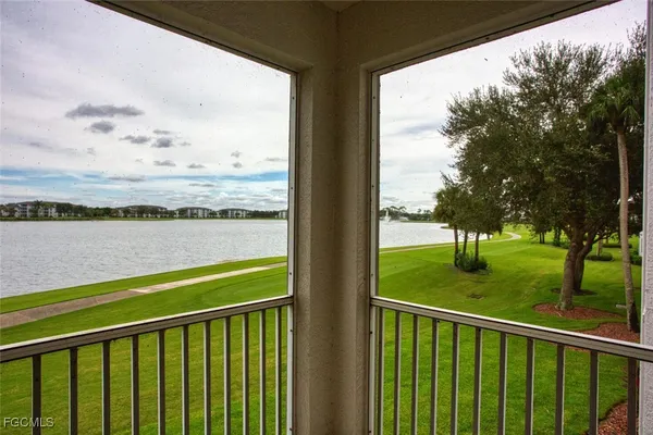 Property Slideshow image 2 of 42 | 10480 washingtonia palm way 1126, Fort Myers, FL, 33966