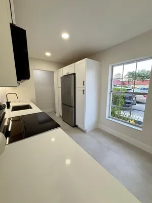 Property Slideshow image 3 of 38 | 316 cape cod cir b, Lake Worth, FL, 33467