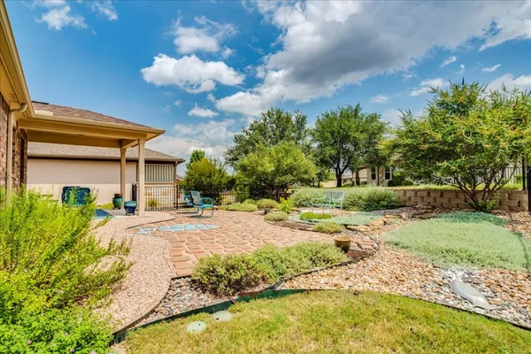 Property Slideshow image 3 of 26 | 606 salado creek ln, Georgetown, TX, 78633
