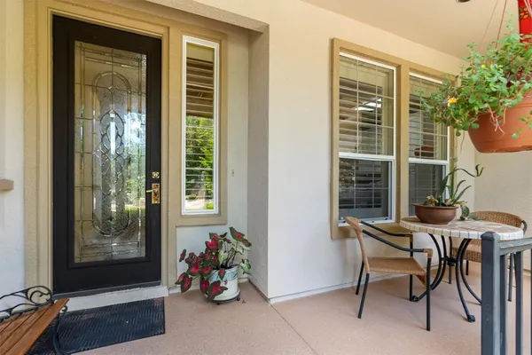 Property Slideshow image 3 of 34 | 130 great frontier dr, Georgetown, TX, 78633