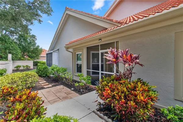 Property Slideshow image 3 of 50 | 181 napa ridge rd 35, Naples, FL, 34119