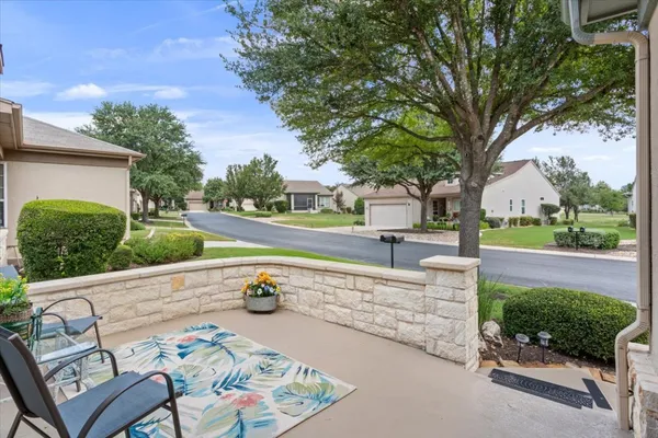Property Slideshow image 2 of 26 | 812 prairie grass ln, Georgetown, TX, 78633