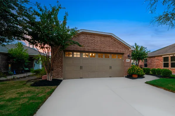 Property Slideshow image 2 of 50 | 2811 cone flower dr, Richmond, TX, 77469