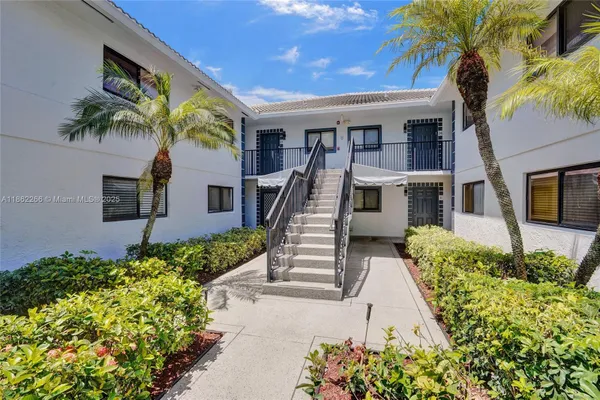 Property Slideshow image 2 of 49 | 15011 ashland cir 27, Delray Beach, FL, 33484