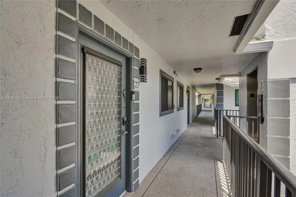 Property Slideshow image 3 of 49 | 15011 ashland cir 27, Delray Beach, FL, 33484