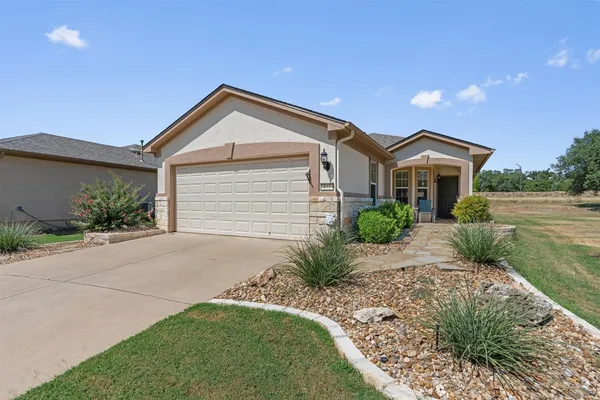 Property Slideshow image 2 of 30 | 533 salt creek ln, Georgetown, TX, 78633