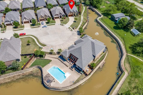 Property Slideshow image 2 of 38 | 6000 kenyon ct, Flower Mound, TX, 75028