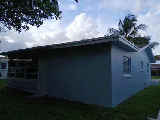 Property Slideshow image 3 of 16 | 4502 nw 46th st, Tamarac, FL, 33319