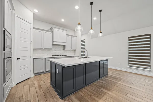 Property Slideshow image 3 of 32 | 429 juana way, New Braunfels, TX, 78132