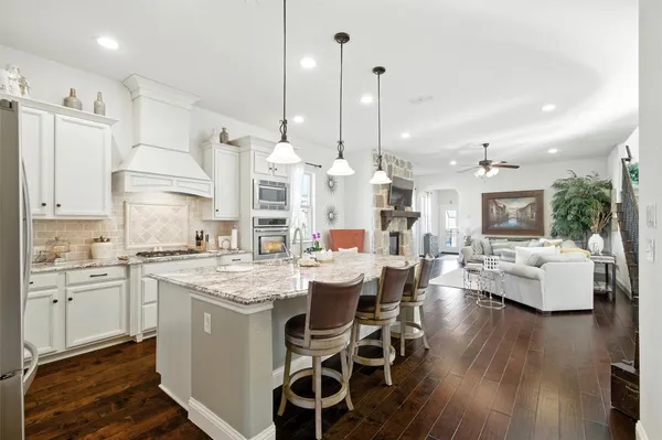 Property Slideshow image 2 of 40 | 5217 kentwood dr, Mckinney, TX, 75070