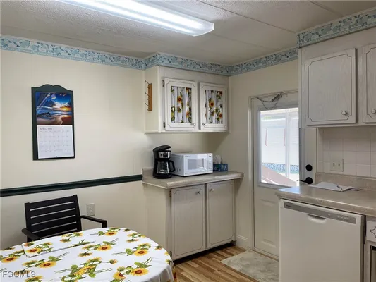 Property Slideshow image 3 of 21 | 5518 back bay bnd, North Fort Myers, FL, 33917