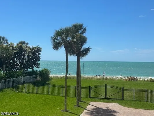 Property Slideshow image 2 of 46 | 2901 gulf shore blvd 101s, Naples, FL, 34103