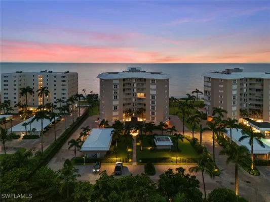 Property Slideshow image 3 of 46 | 2901 gulf shore blvd 101s, Naples, FL, 34103