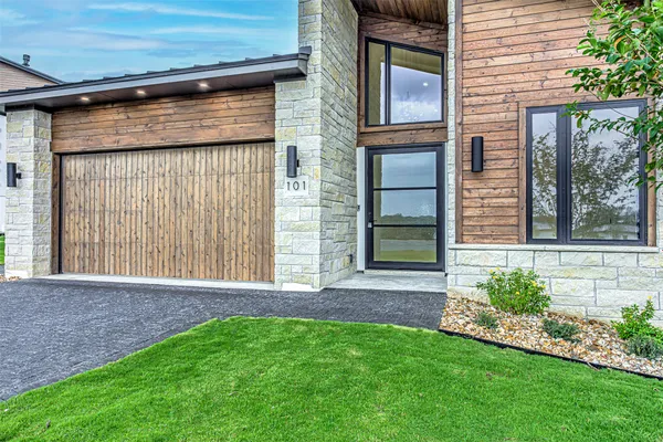 Property Slideshow image 3 of 39 | 101 manciano dr, Horseshoe Bay, TX, 78657