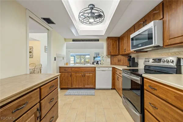 Property Slideshow image 2 of 50 | 13322 oak hill loop, Fort Myers, FL, 33912