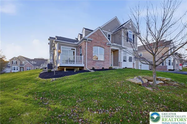 Property Slideshow image 3 of 34 | 868 veneto ct # 66, Forks Twp, PA, 18040