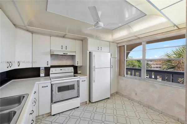 Property Slideshow image 3 of 33 | 2502 antigua ter f4, Coconut Creek, FL, 33066