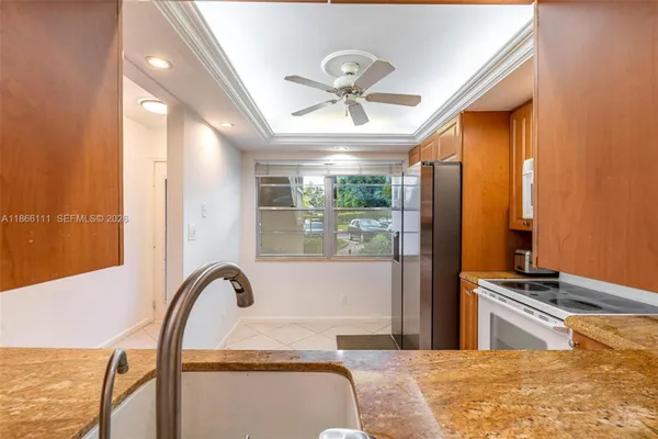 Property Slideshow image 2 of 21 | 4701 martinique dr k1, Coconut Creek, FL, 33066