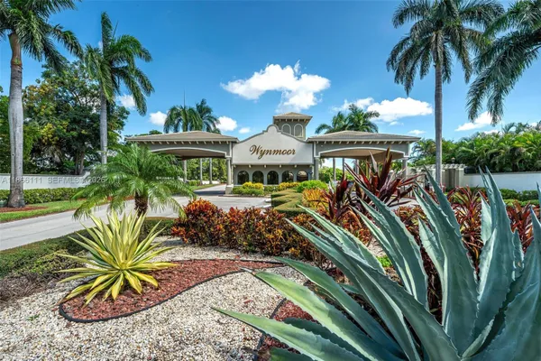 Property Slideshow image 3 of 21 | 4701 martinique dr k1, Coconut Creek, FL, 33066