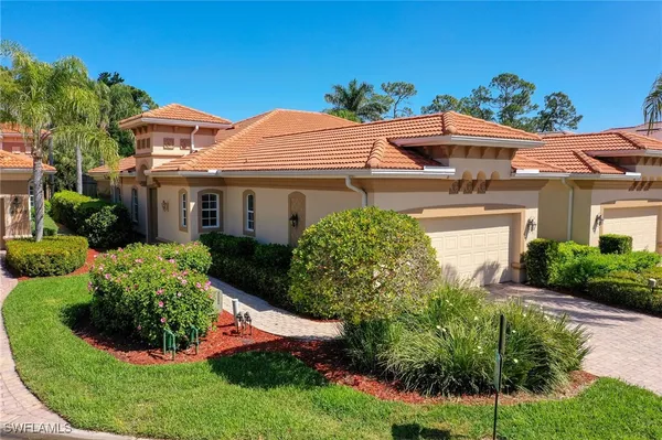 Property Slideshow image 3 of 32 | 8563 chase preserve dr, Naples, FL, 34113