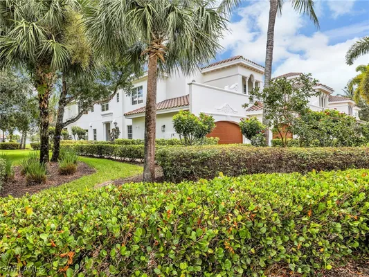 Property Slideshow image 3 of 34 | 2718 callista ct 101, Naples, FL, 34114