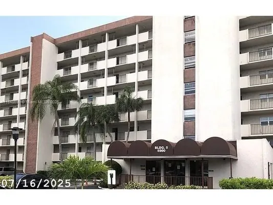 Property Slideshow image 2 of 2 | 5900 nw 44th st 701, Lauderhill, FL, 33319