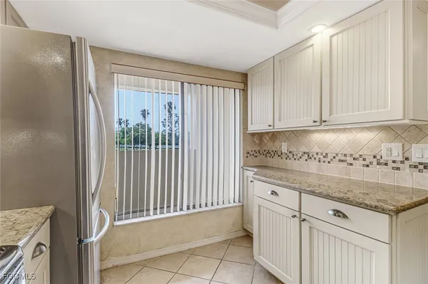 Property Slideshow image 3 of 35 | 7430 lake breeze dr 206, Fort Myers, FL, 33907