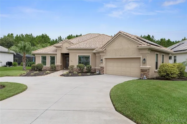 Property Slideshow image 3 of 90 | 1077 n hunt club dr, Hernando, FL, 34442