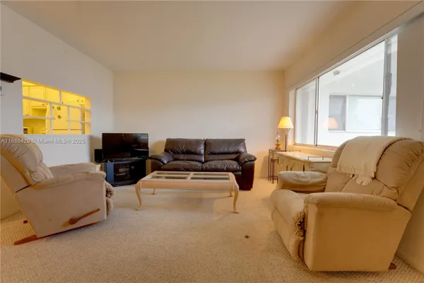 Property Slideshow image 2 of 28 | 3280 cynthia ln apt 205, Lake Worth, FL, 33461