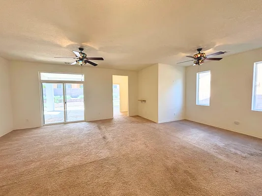 Property Slideshow image 3 of 21 | 531 rio chama cir sw, Los Lunas, NM, 87031