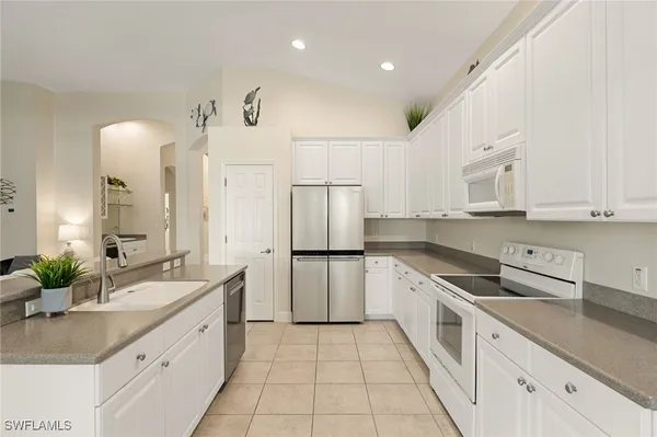 Property Slideshow image 2 of 35 | 3811 lakeview isle ct, Fort Myers, FL, 33905