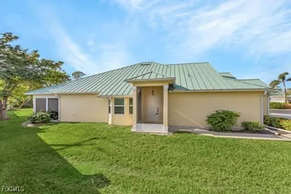 Property Slideshow image 2 of 33 | 100 islamorada blvd, Punta Gorda, FL, 33955