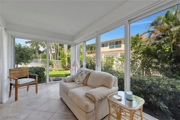 Property Slideshow image 3 of 24 | 1930 gulf shore blvd d101, Naples, FL, 34102