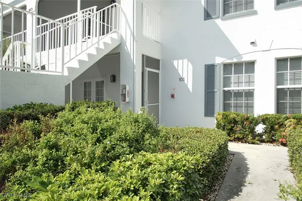 Property Slideshow image 2 of 34 | 853 tanbark dr 105, Naples, FL, 34108