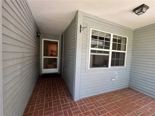 Property Slideshow image 2 of 22 | 3935 n huckleberry pt, Beverly Hills, FL, 34465