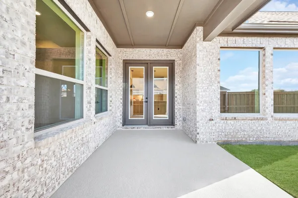 Property Slideshow image 3 of 36 | 2079 pine grove ln, Arlington, TX, 76005