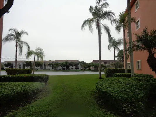 Property Slideshow image 2 of 52 | 701 sw 141st ave 412r, Pembroke Pines, FL, 33027