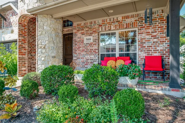 Property Slideshow image 2 of 27 | 5604 hummingbird ln, Fairview, TX, 75069