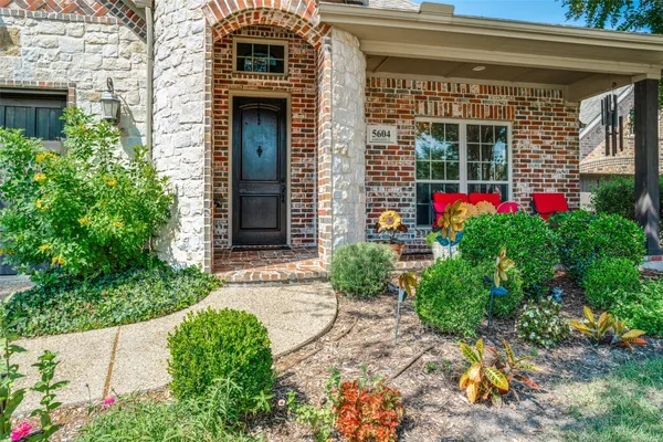 Property Slideshow image 3 of 27 | 5604 hummingbird ln, Fairview, TX, 75069