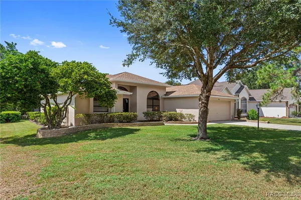 Property Slideshow image 3 of 66 | 5961 w douneray loop, Crystal River, FL, 34429