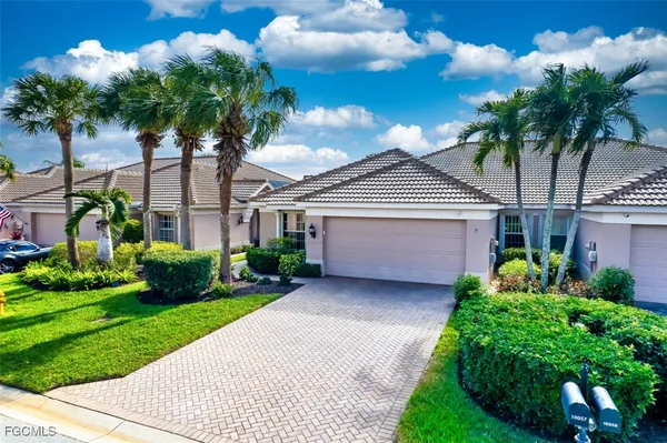 Property Slideshow image 2 of 50 | 10057 majestic ave, Fort Myers, FL, 33913