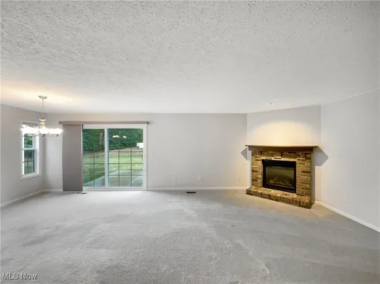 Property Slideshow image 3 of 18 | 167 prestwyck ln, Elyria, OH, 44035