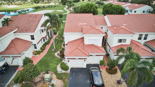 Property Slideshow image 2 of 42 | 13331 medinah cir 1, Fort Myers, FL, 33907