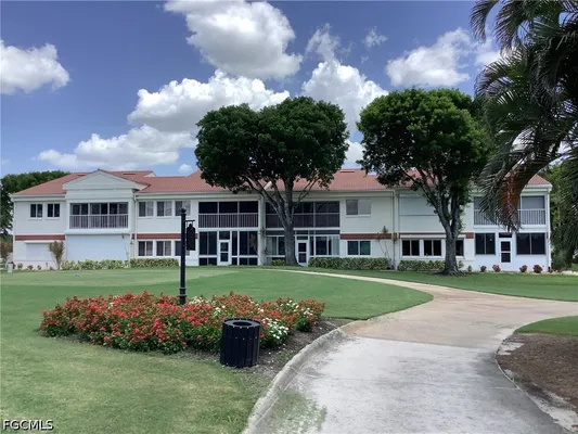 Property Slideshow image 3 of 47 | 13331 medinah cir 1, Fort Myers, FL, 33907