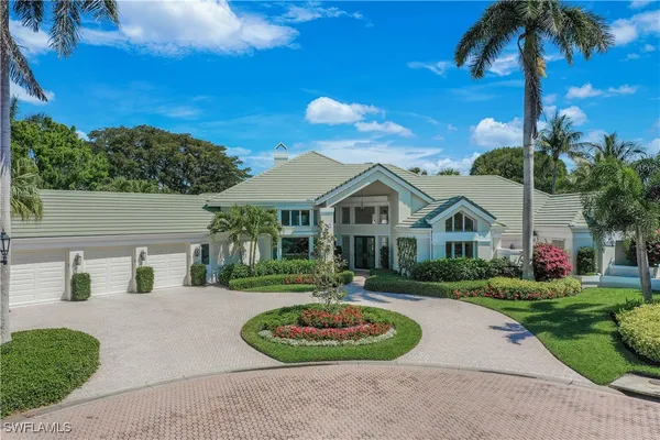 Property Slideshow image 3 of 50 | 695 ardmore ln, Naples, FL, 34108