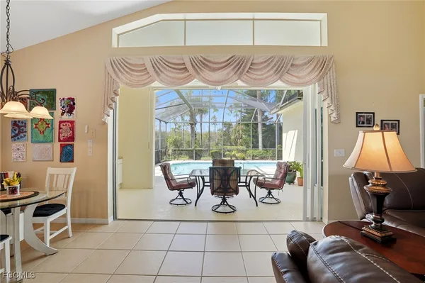 Property Slideshow image 2 of 50 | 9104 shadow glen way, Fort Myers, FL, 33913