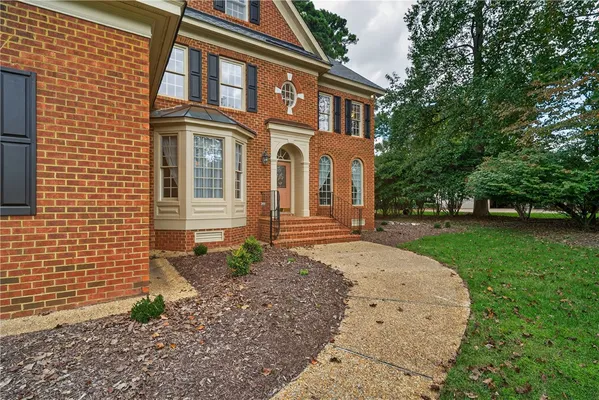 Property Slideshow image 3 of 49 | 116 greens way, Williamsburg, VA, 23185