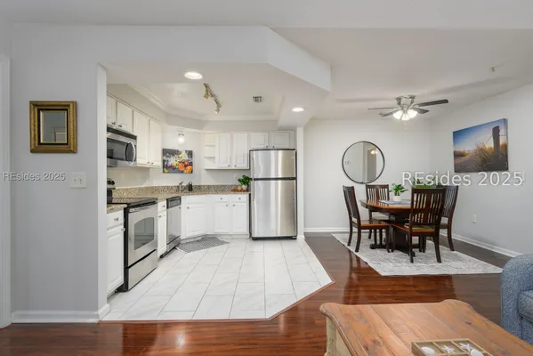 Property Slideshow image 3 of 34 | 380 marshland rd f31, Hilton Head Island, SC, 29926