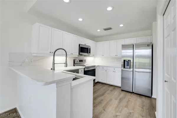 Property Slideshow image 3 of 31 | 6875 ascot dr # 6, Naples, FL, 34113